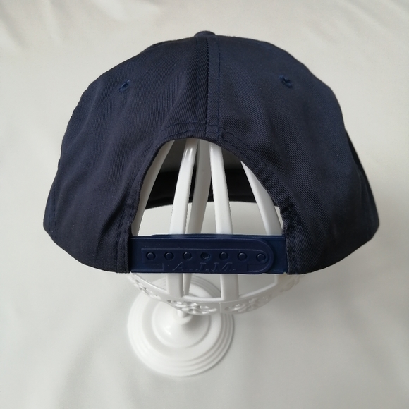 🦅 Yellow Eagle Navy Snapback - Picture 5 of 11